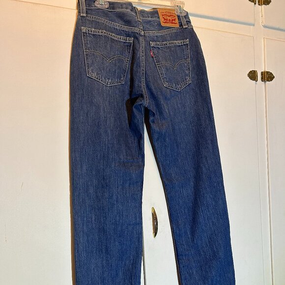Levi Low Pro Straight Distressed Womens Jeans Size 26W - Picture 3 of 8
